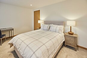 Host Stay Thames Apartment