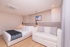 Jatisa Living by Housy