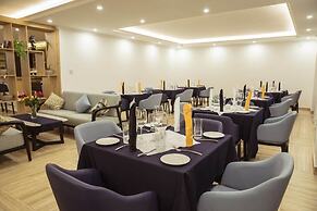 Goha Addis Hotel