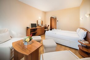 Mountain Dream Hotel