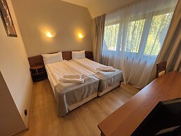 Mountain Dream Hotel