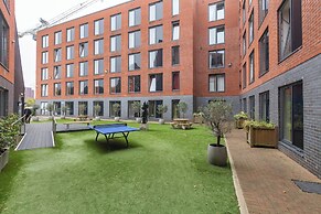 Riverside House by UTDM