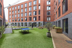 Riverside House by UTDM
