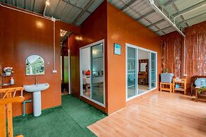 Hubkhaosawan homestay