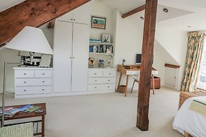 Fastnet at Nonsuch House