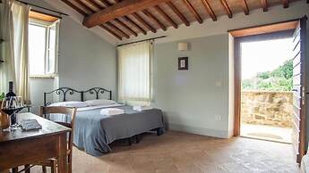 Apartment in a Farmhouse With Swimming Pool