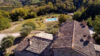 Apartment in a Farmhouse With Swimming Pool