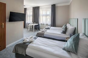Cracow Main Square Apartments