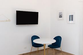 Vatican Walls Apartment