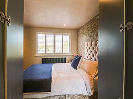 Manor Farm House