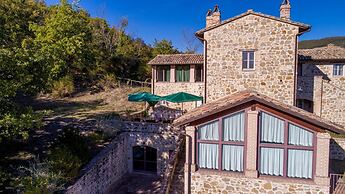 Studio Apartment in a Farmhouse With Swimming Pool