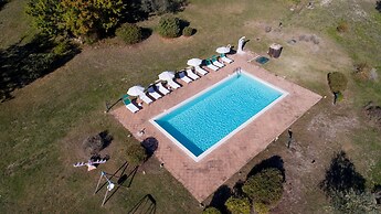 Studio Apartment in a Farmhouse With Swimming Pool