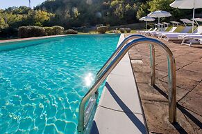 Studio Apartment in a Farmhouse With Swimming Pool