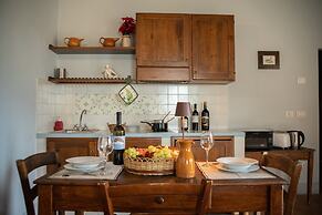 Studio Apartment in a Farmhouse With Swimming Pool