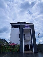 House 40 Residence