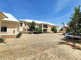 Laylah Suites and Apartment
