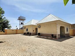 Laylah Suites and Apartment