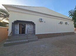 Laylah Suites and Apartment