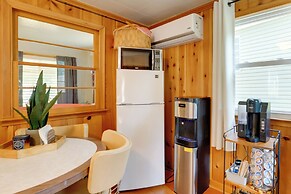 Walk to Beach Access! Chic Port Austin Studio