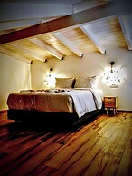 LefkoParga luxury Suites