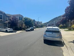 Spacious & Cozy Home 3BD 2BA Near SF