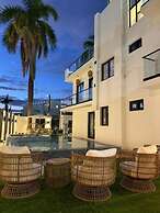 Couples Suites at Ocean Park Beach Club
