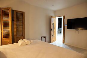 Couples Suites at Ocean Park Beach Club