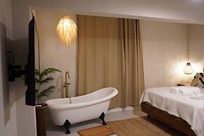 Couples Suites at Ocean Park Beach Club