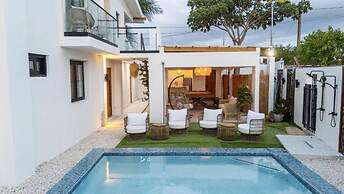 Couples Suites at Ocean Park Beach Club