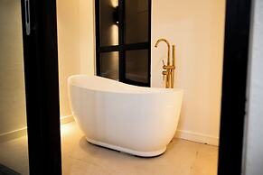 Couples Suites at Ocean Park Beach Club