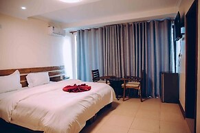 ROYAL CROWN HOTEL