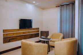 ROYAL CROWN HOTEL