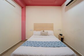 HOTEL GRAND CAPITOL