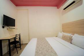 HOTEL GRAND CAPITOL