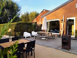 Farmhouse With Garden and Wellness