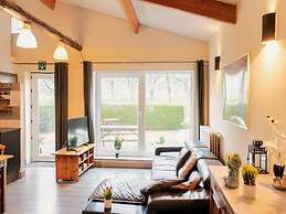 Farmhouse With Garden and Wellness