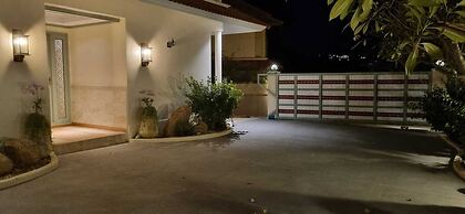 4Bed PoolVillaSteps from the Beach KBR34