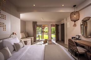 Ariadni apartments & suites