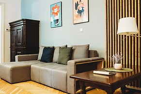 FatCat Apartments