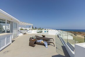 Protaras Seafront Villa Alemar