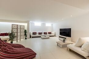 Protaras Seafront Villa Alemar