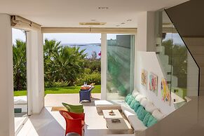 Protaras Seafront Villa Alemar