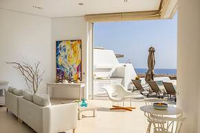 Protaras Seafront Villa Alemar