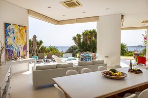 Protaras Seafront Villa Alemar