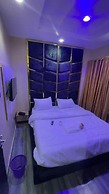 Oviation Hotels and Suites