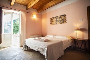 Apartment With Terrace in Assisi