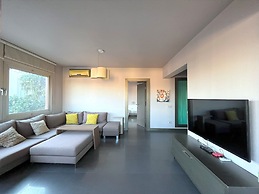 Stylish Apartment with Bosphorus View