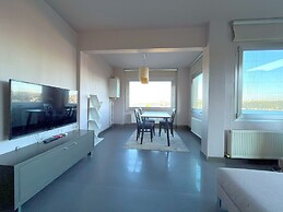 Stylish Apartment with Bosphorus View