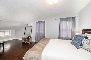 Queen City Suites 2 For 4