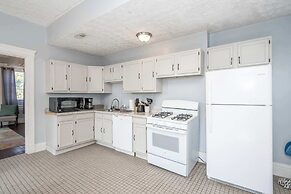 Queen City Suites 2 For 4